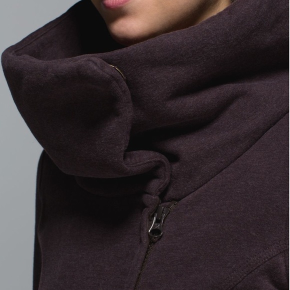 Lululemon Karmacollected Jacket
Heathered Rich Earth - Picture 6 of 13